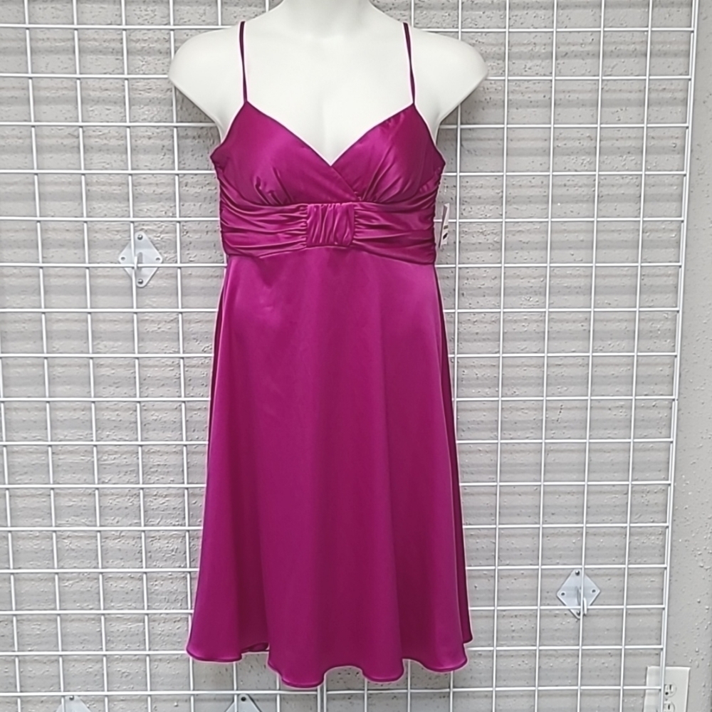 BARBIE PINK New With Tags VINTAGE Donna Morgan Fit/Flare semi-formal Dress SZ 14